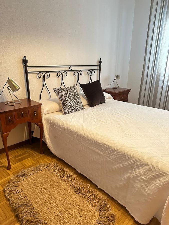 Apartamento A 10 Minutos De La Calle Laurel Logrono Exterior photo